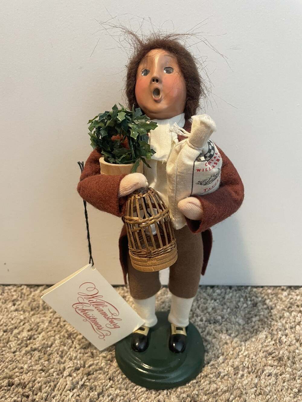 Vtg Byers' Choice Ltd. Williamsburg Colonial Man Market 2003 Christmas with Tag